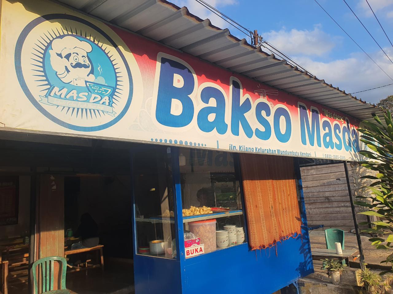 Kuah Coto, Inovasi Warung Bakso di Kendari yang Menyatukan Dua Legenda Rasa